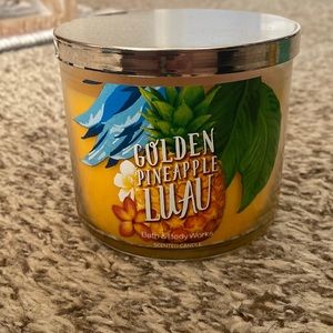 Bath and body works golden pineapple luau candle